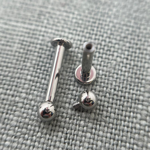 Hand polished stainless Labret stud