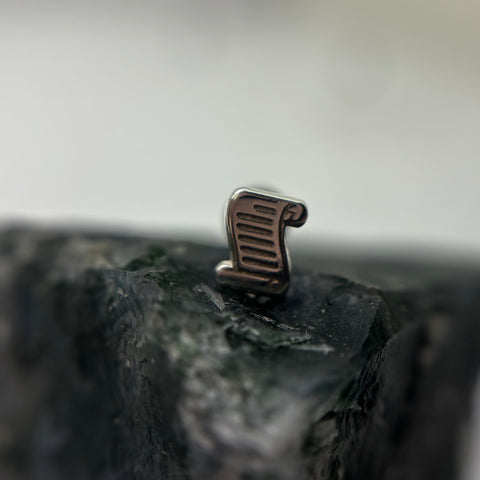 *NEW * Bookwarm silver collection - Old Script - for healed piercings