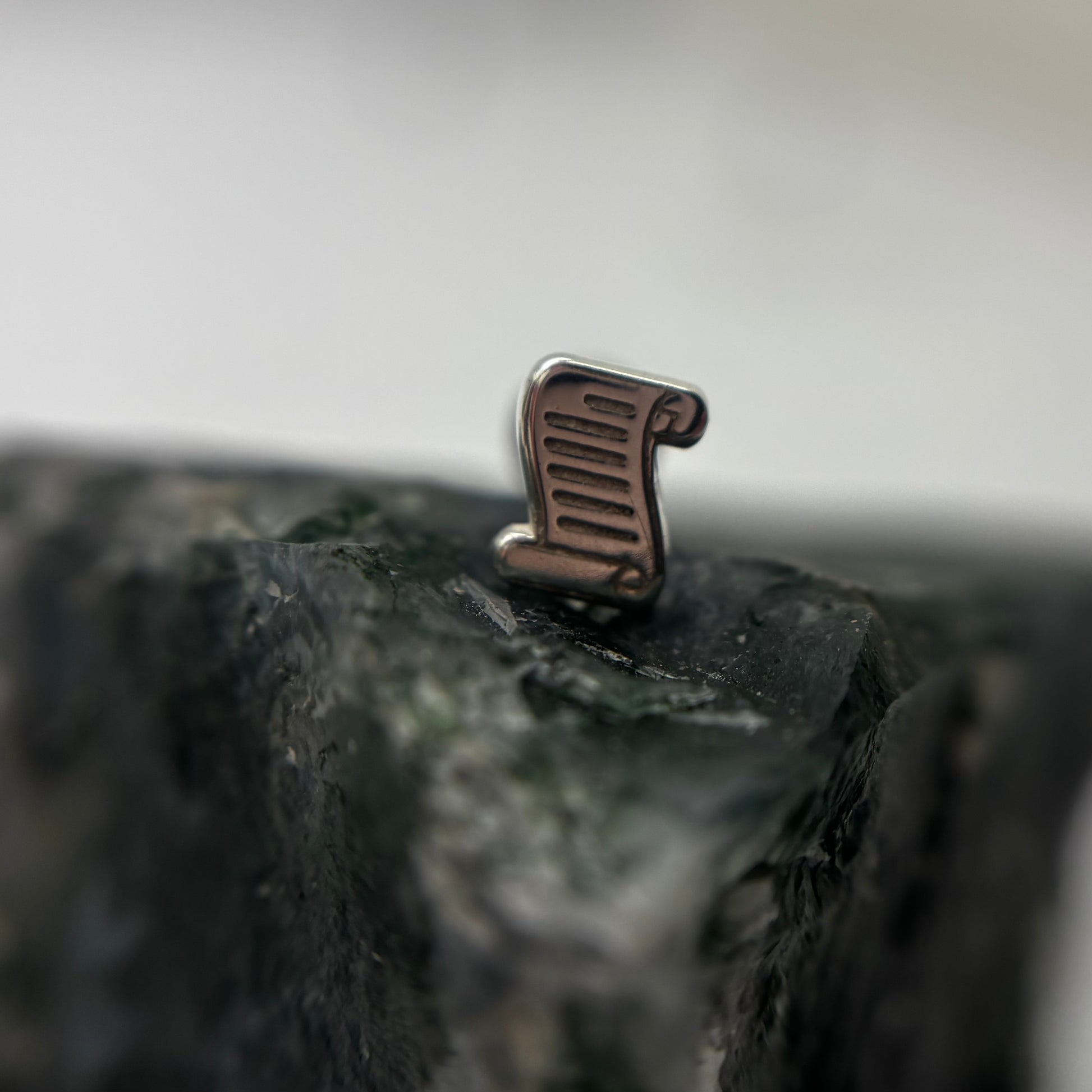 *NEW * Bookwarm silver collection - Old Script - for healed piercings-5