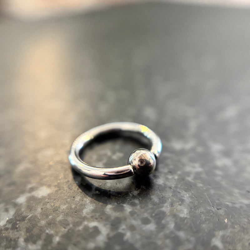 Stainless Steel Captive Bead Ring-1