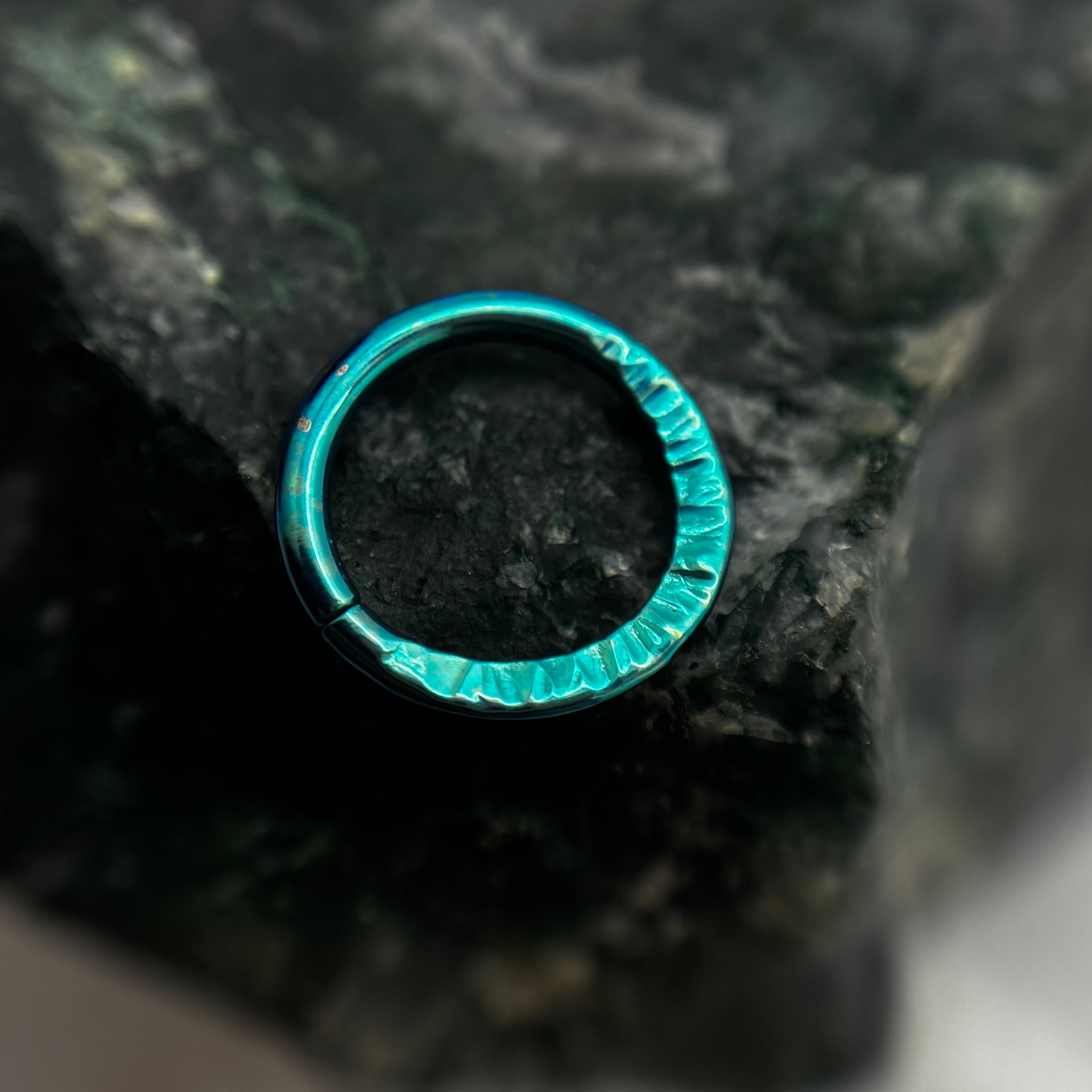 *NEW * Niobium seam ring with texture -size 16h 5/16