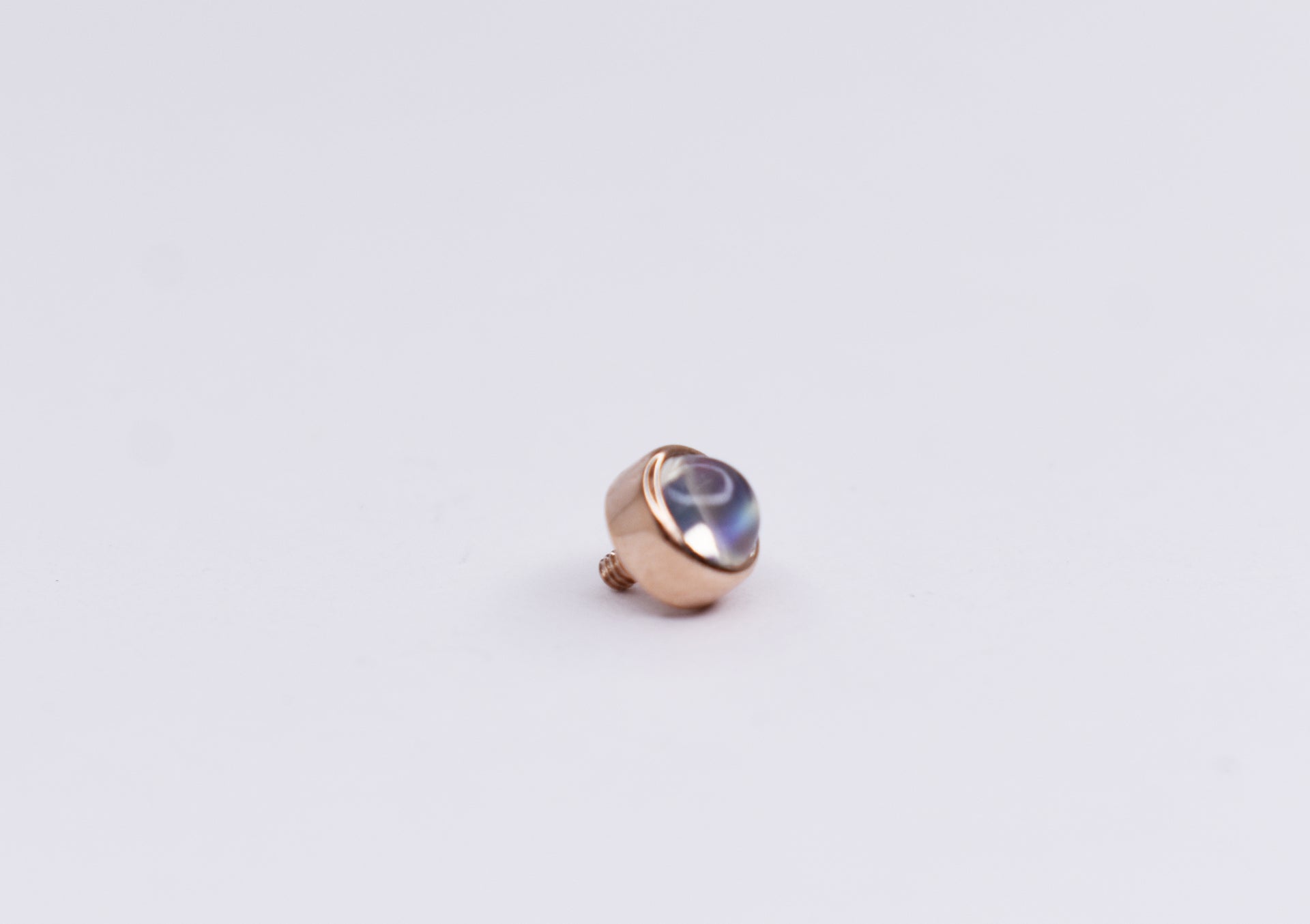 Solid 14kt Rose gold Cabachon cut Blue Moonstone